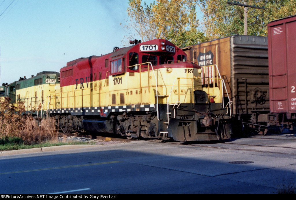 FRVR GP9R #1701 - Fox River Valley RR